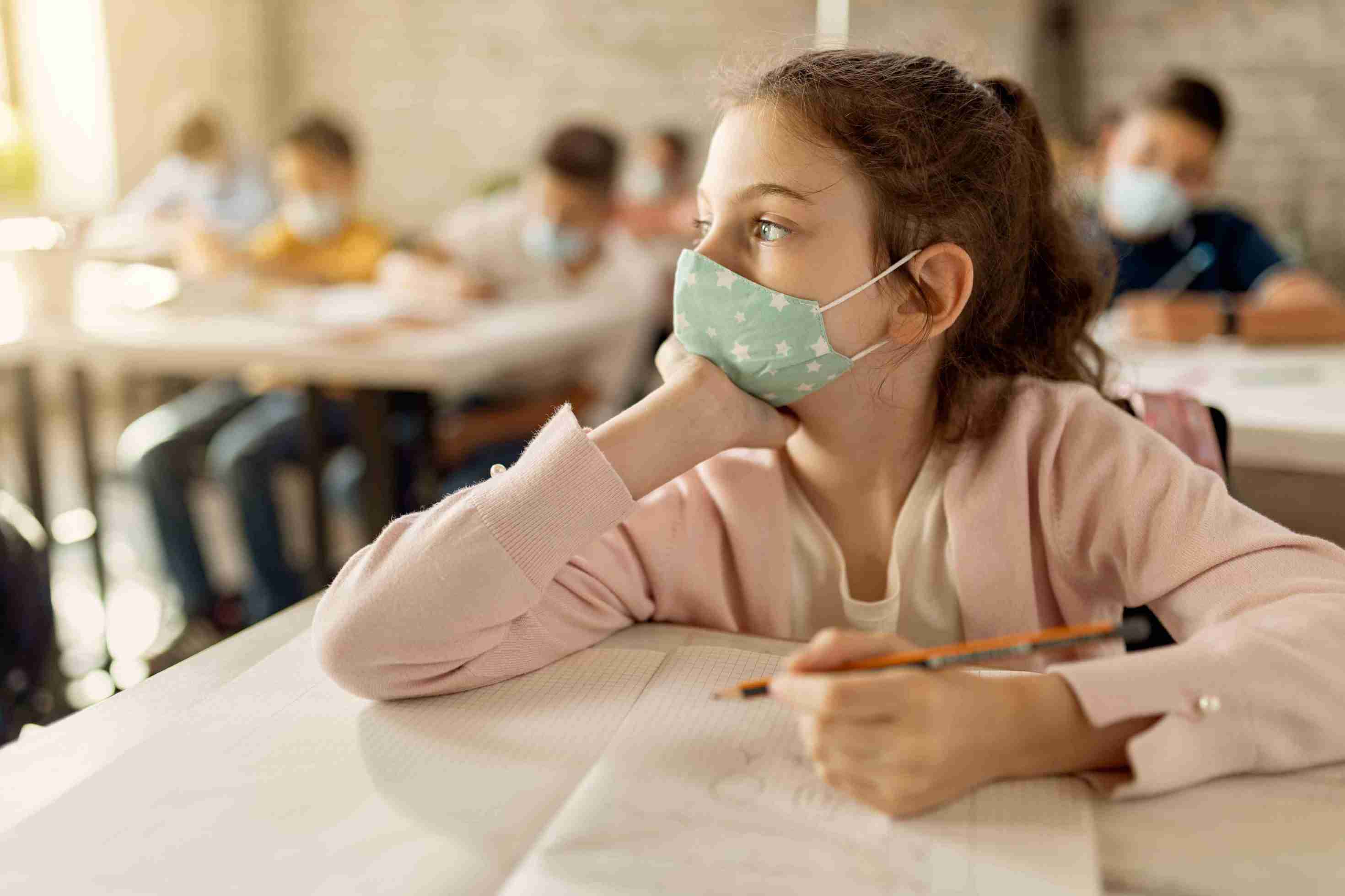UAE schools prioritize student safety as poor air quality suspends outdoor activities